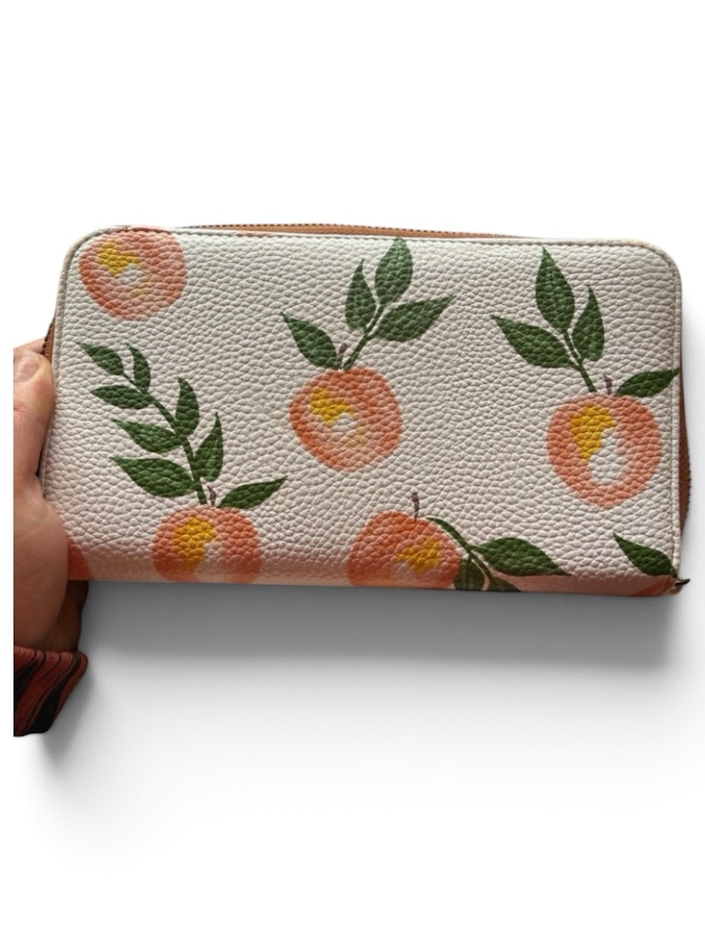 Thirty-One “Peach Paradise” All About the Benjamins Wallet